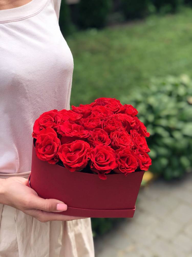 31 Троянди Ель Торо в коробці у формі серця