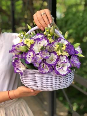 Lisianthus in the Basket 