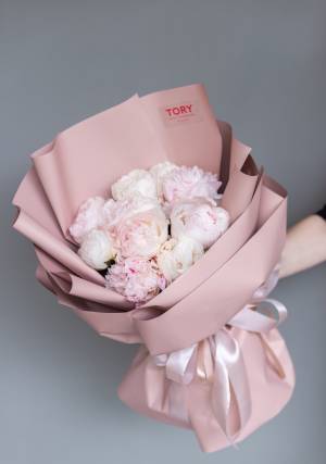 bouquet of 15 white peonies - заказ и доставка цветов Киев