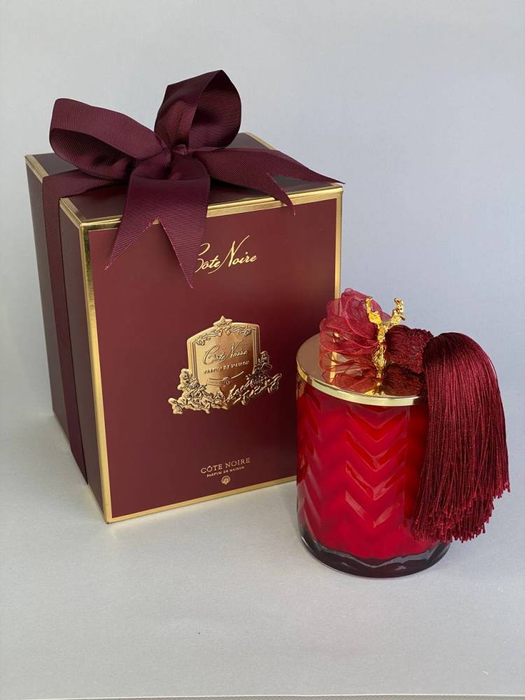 Арома свічка Christmas Red з кісточкою GOLD, 450 г