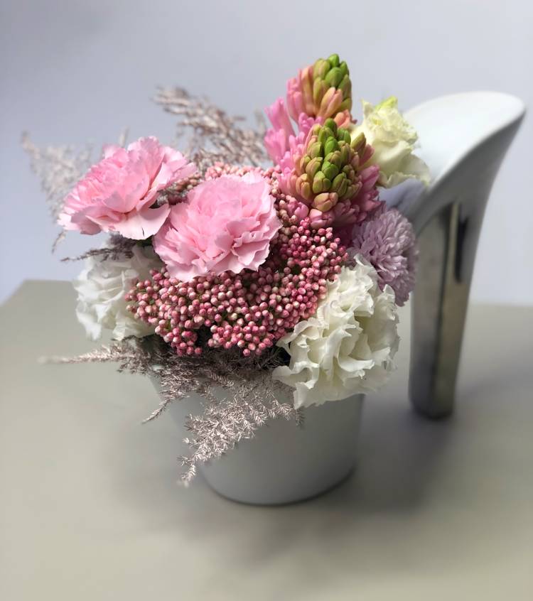 Цветы в керамической вазе "Розовая нежность"