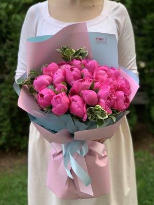 Букет 21 рожевий півонія з піттоспорумом - заказ и доставка цветов Киев