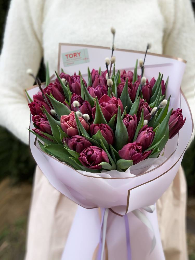 Bouquet of tulips 