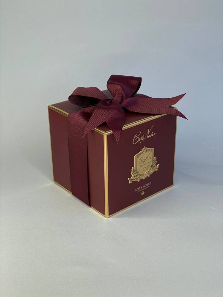 Арома свеча ART DEKO Rose oud, 185 г