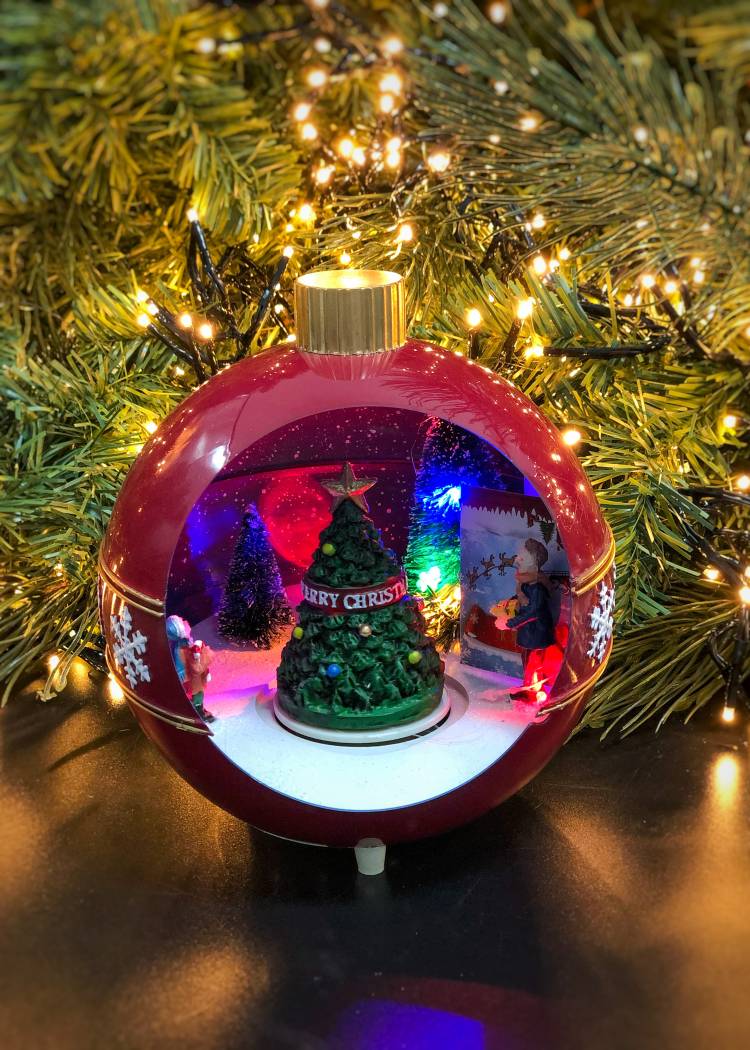 Новорічний декор Ялинкова куля анімована в асортименті