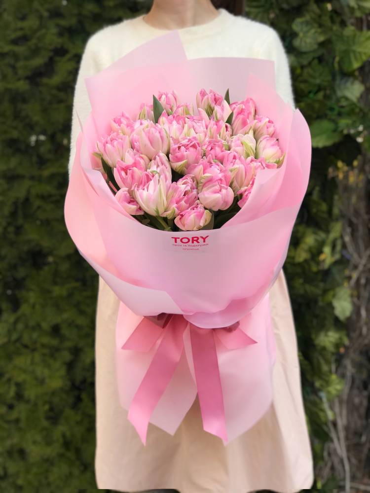 Букет 35 рожевих піоновидних тюльпанів