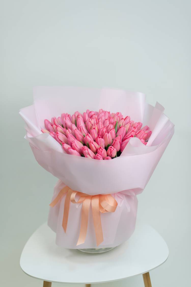 Букет 101 рожевий тюльпан