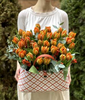 Тюльпани в сумці 