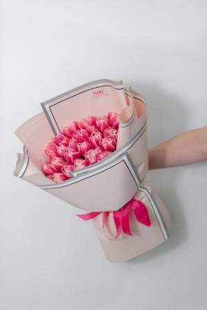укет 25 розовых пионовидных тюльпанов - заказ и доставка цветов Киев