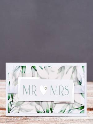Конверт Mr & Mrs - заказ и доставка цветов Киев
